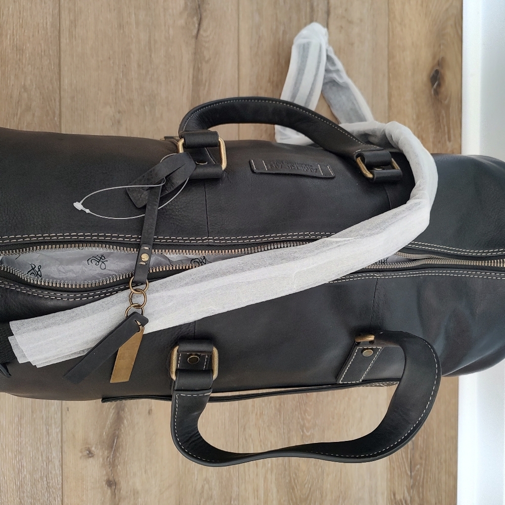 American Leather Co. Arlington Weekender Zip Shoulder Bag Black Smooth NWT - Picture 6 of 11